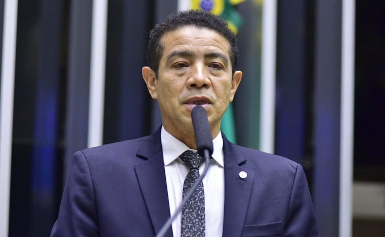 Projeto prevê campanhas de esclarecimento periódicas sobre doenças neuromusculares