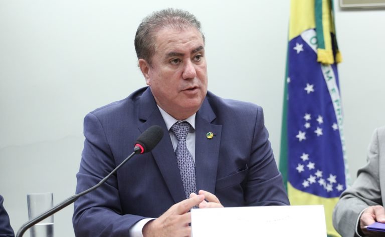 Projeto permite substituir testemunha em processos trabalhistas por motivo de doença