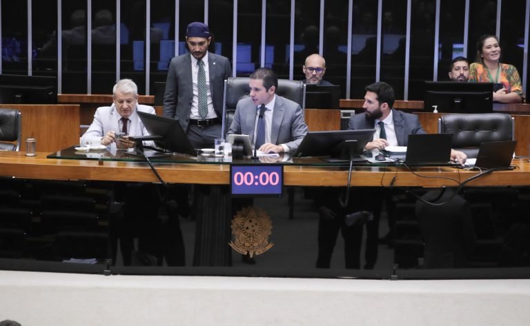 Câmara aprova sete acordos internacionais; propostas vão agora ao Senado