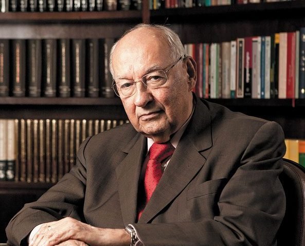 OAB arquiva processo contra Ives Gandra por suposta incitação de golpe militar