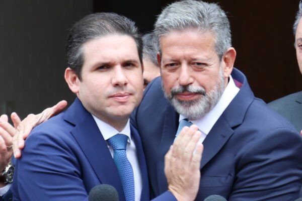 Líder do PL aposta em ‘placar expressivo’ para Hugo Motta na Câmara