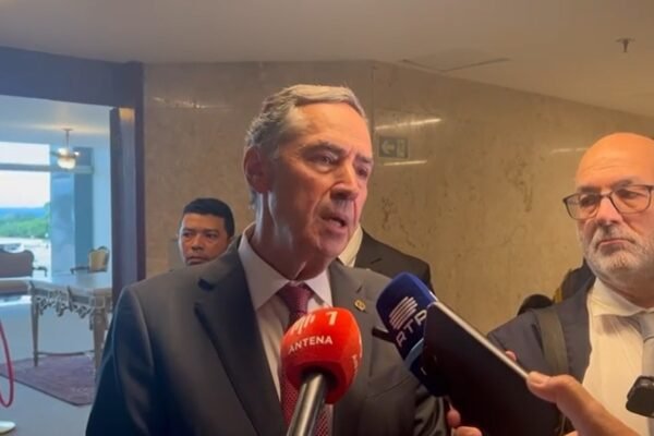 Não punir adequadamente é um incentivo para que se repita, diz Barroso sobre suposto golpe