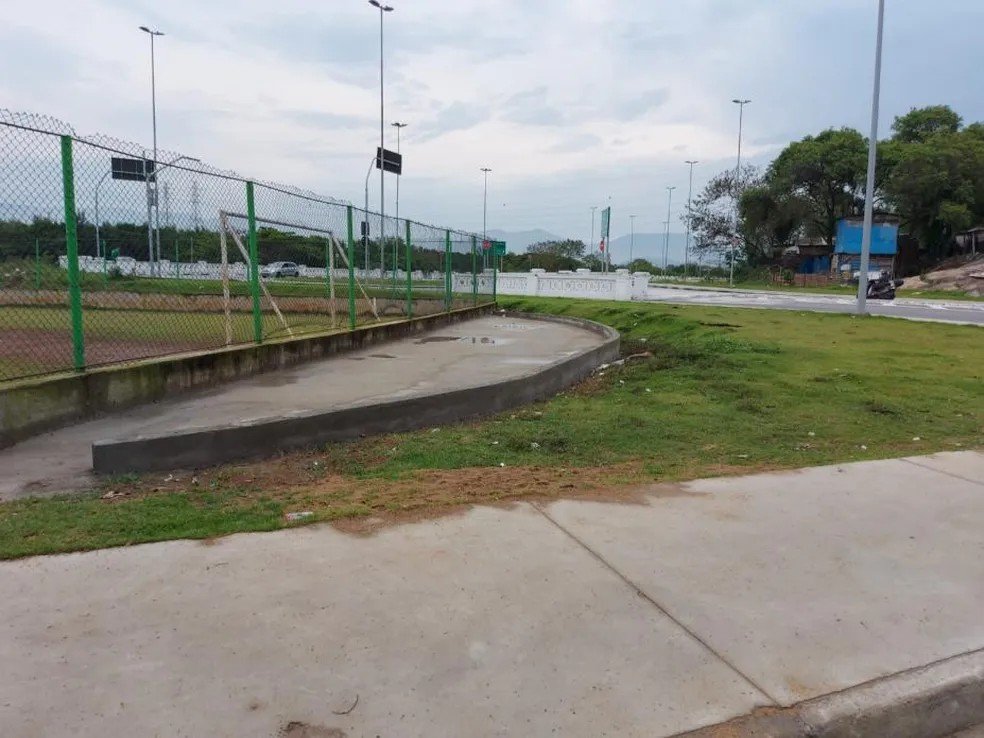 PM é baleado em ataque enquanto tentava desarmar barricada armada por criminosos