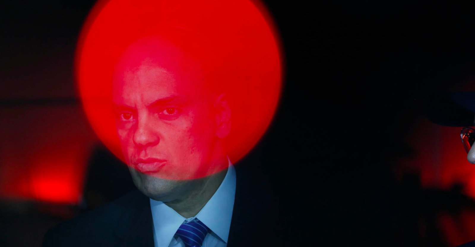 Fux suspende julgamento de Débora dos Santos