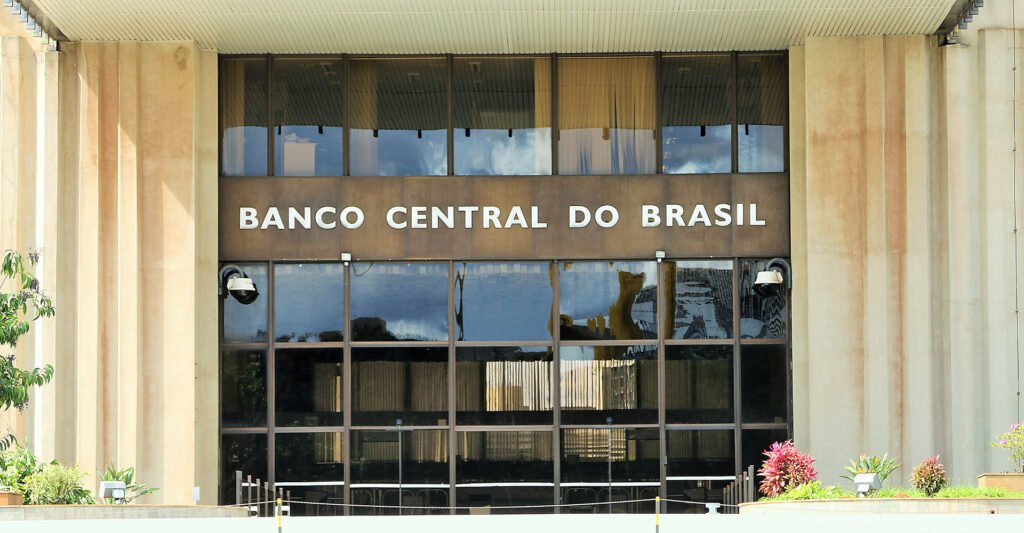Índice de Atividade Econômica do Brasil cresce menos de 1% em janeiro