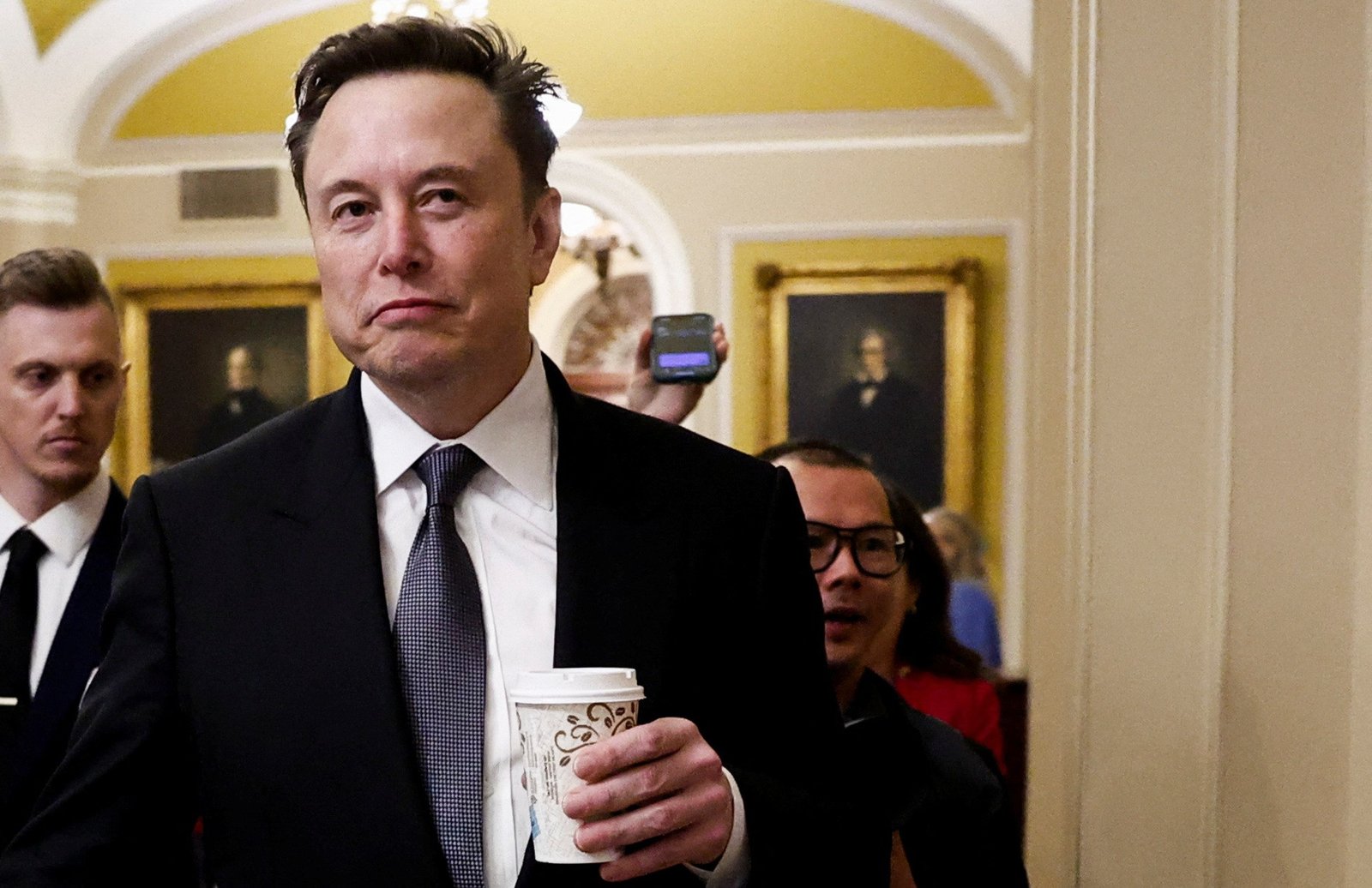 Musk deve receber acesso a plano ultrassecreto dos EUA em caso de guerra contra a China, diz jornal
