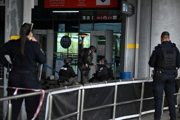 Ataque em Haifa, em Israel, deixa um morto e feridos