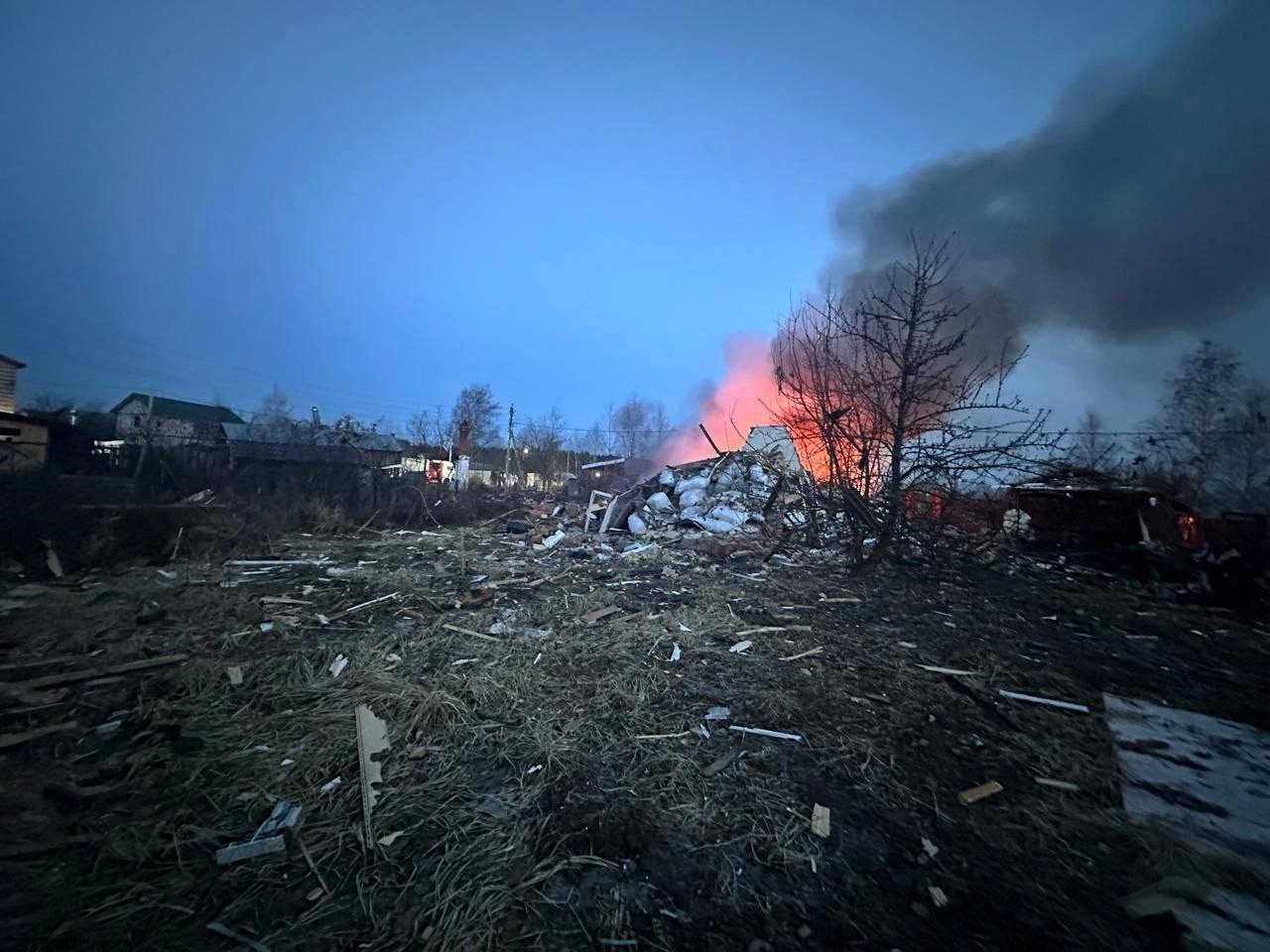 Ucrânia ataca Moscou em maior ofensiva com drones da guerra; VÍDEO