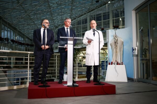 Papa Francisco vai ter alta no domingo, dizem médicos