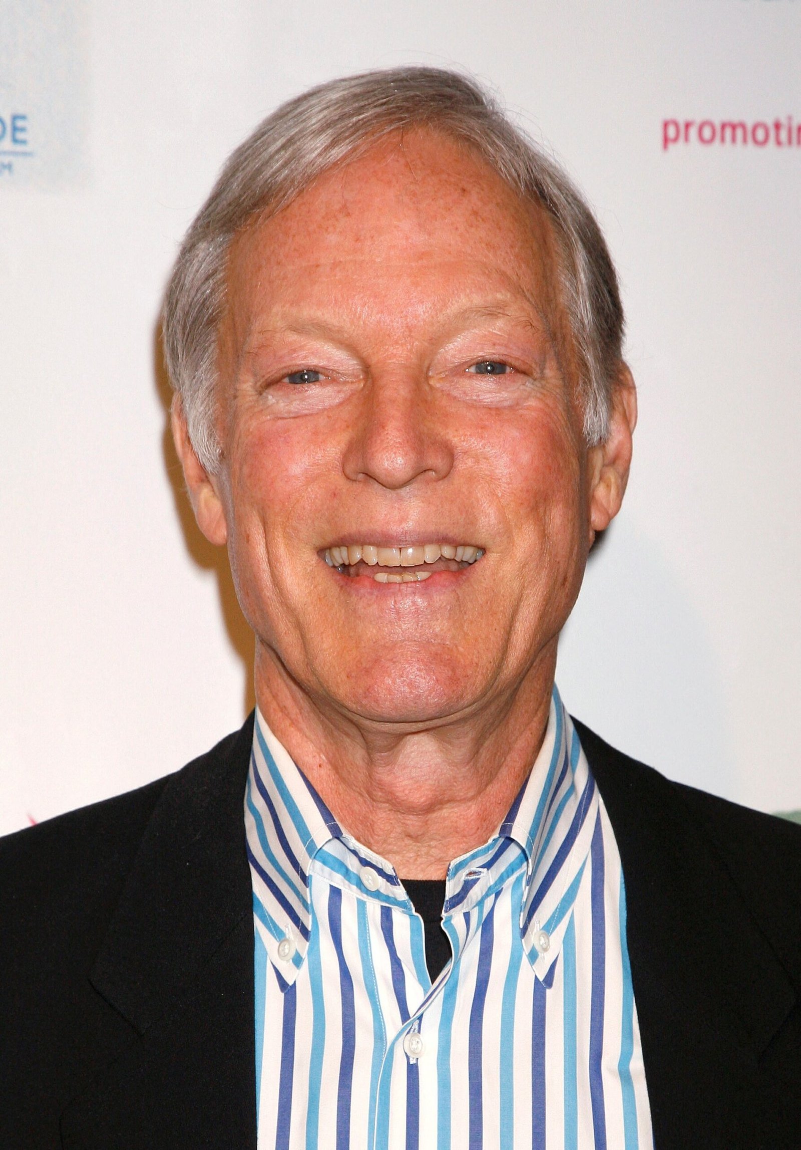 Ator Richard Chamberlain, galã dos anos 60, morre aos 90 anos