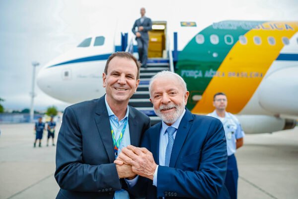 Dirigente nacional do PT quer Eduardo Paes na chapa de Lula em 2026