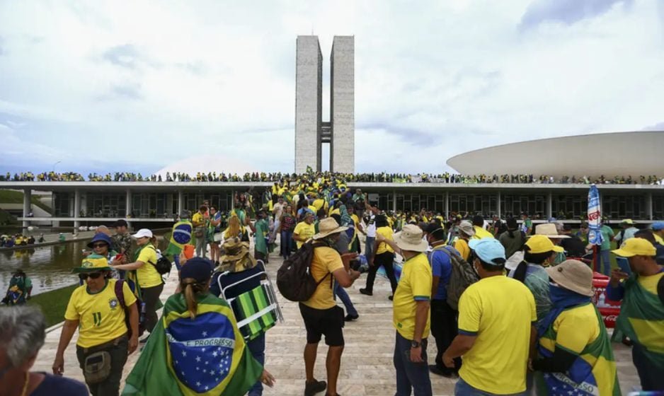 Moraes absolve réu do 8 de janeiro considerado inimputável