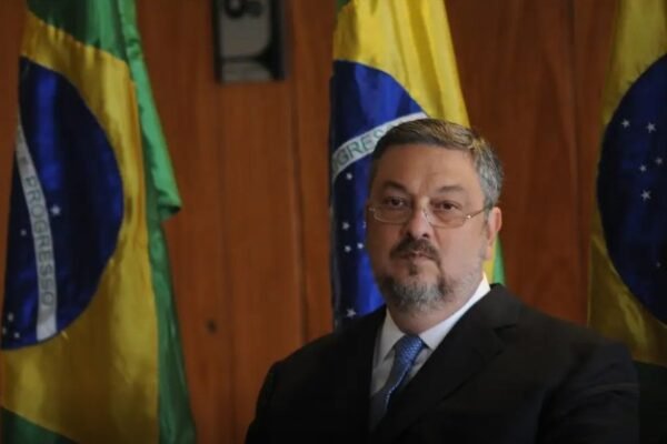 Toffoli vota para manter anulação de atos contra Palocci na Lava Jato