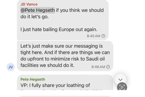 Bate-papo em grupo de mensagens comercial confirma inexperiência de círculo íntimo de Trump