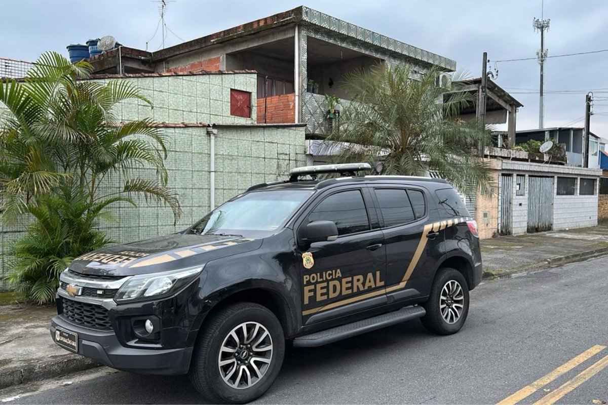 Polícia Federal realiza operação contra receptação de cargas roubadas no litoral de SP