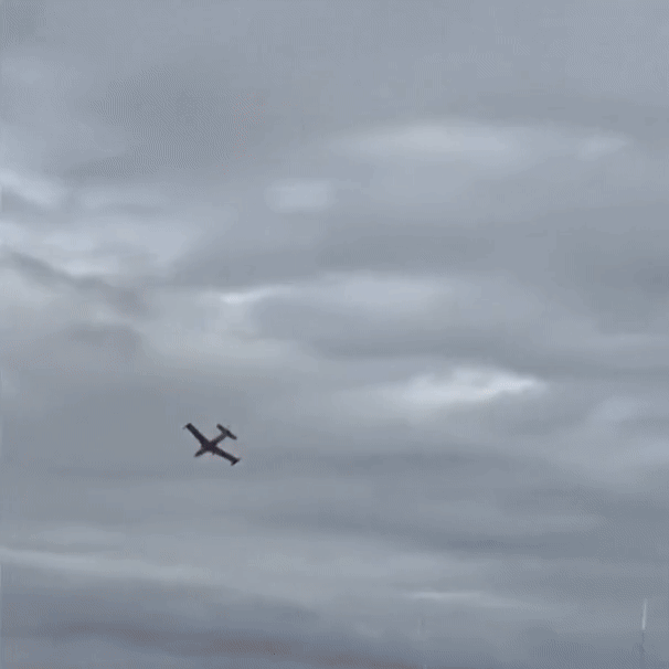 Acidente de avião durante show aéreo na África do Sul mata piloto; VÍDEO mostra momento da queda