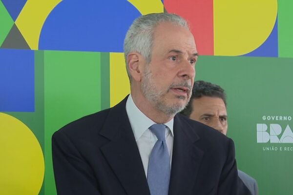 Chefe da COP 30 diz acreditar que maioria dos empresários dos EUA seguirão comprometidos com Acordo de Paris