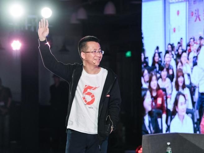 Zhang Yiming, controlador do TikTok, se torna a pessoa mais rica da China