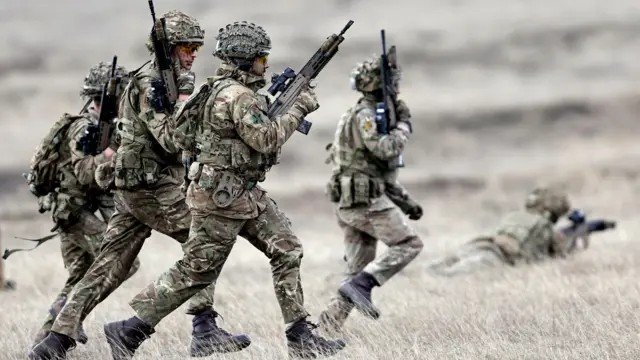 Europa sem EUA consegue deter Rússia na guerra da Ucrânia?