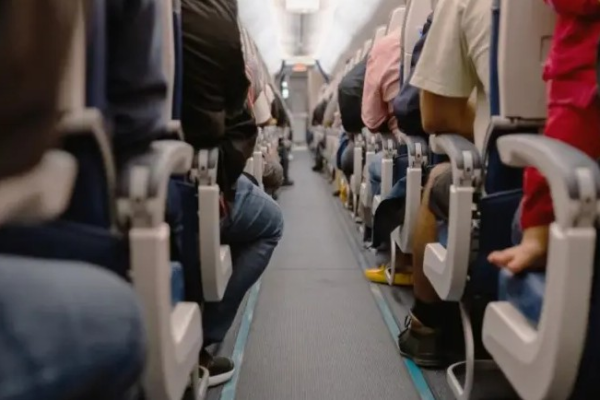 O que acontece quando um passageiro morre no voo: ‘Tive que voar ao lado de um corpo’