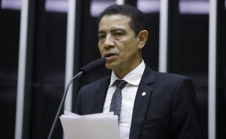 Projeto torna obrigatória sala exclusiva para atendimento a idoso vítima de violência no IML