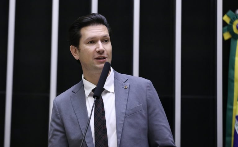 Projeto altera base de cálculo de impostos sobre o consumo