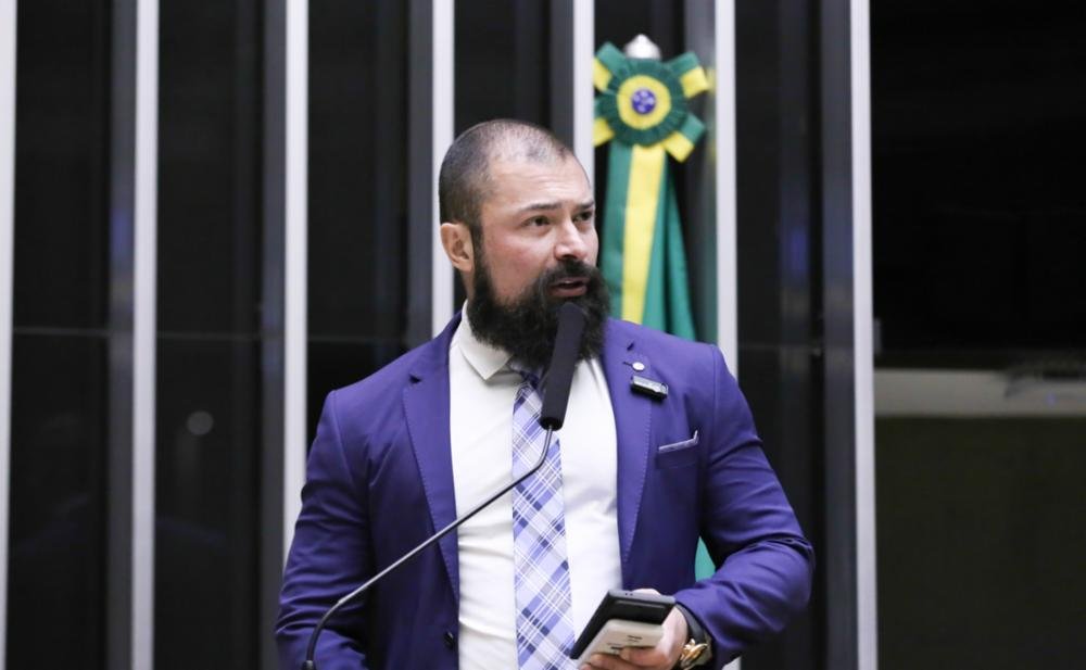 Julgamento de Bolsonaro paralisa votações na Câmara