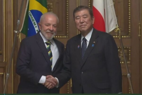 Lula discursa em seu último dia no Japão