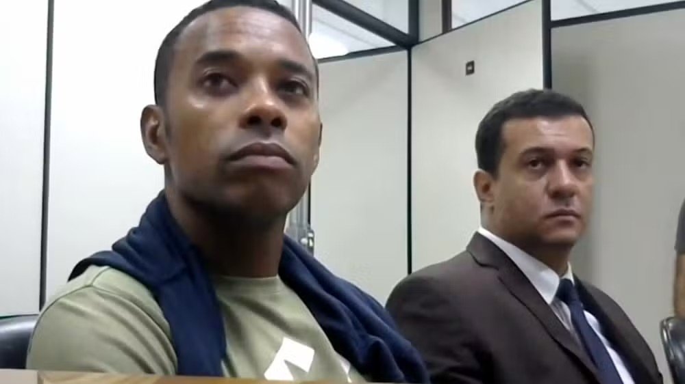 Caso Robinho: relator, Fux vota para manter prisão do ex-jogador