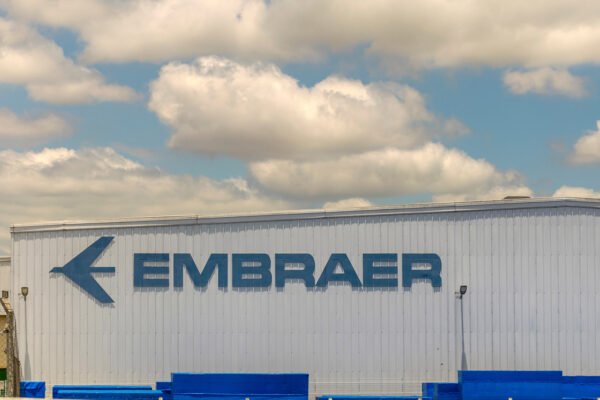 Embraer acerta venda de até 20 jatos com empresa japonesa
