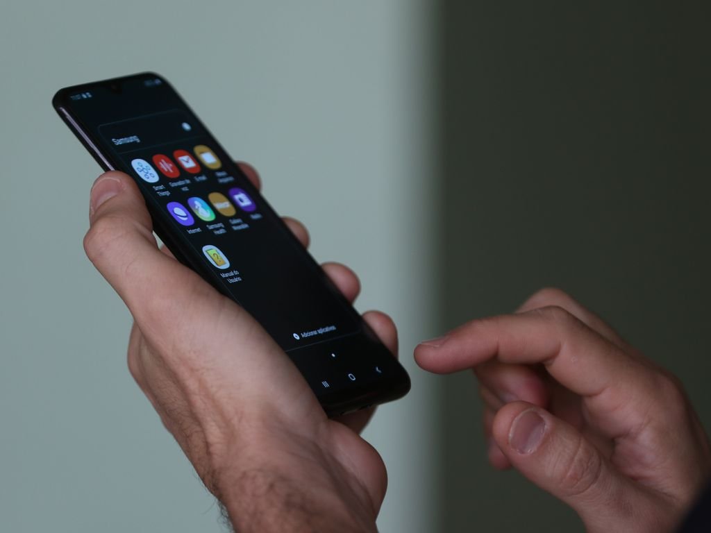 Em recuperação judicial, Oi vai vender redes de cobre como sucata