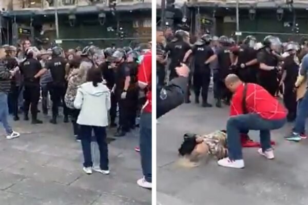 VÍDEO: Aposentada é empurrada por policial, cai e bate a cabeça durante protesto na Argentina