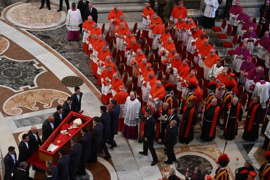 Chefes de Estado e autoridades começam a chegar para missa de funeral do papa Francisco