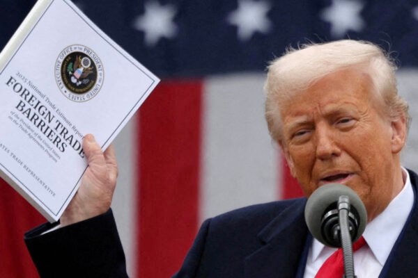 ‘Tarifaço’ de Trump: bilionários perdem R$ 1,1 trilhão em 1 dia