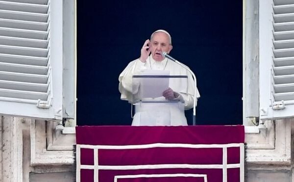 Bem-humorado, torcedor do San Lorenzo e primeiro papa latino-americano: conheça a trajetória de Francisco