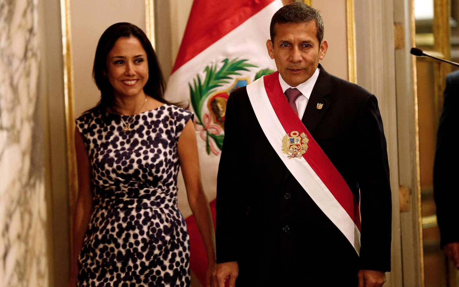Ex-primeira-dama do Peru deve chegar a Brasília em avião da FAB