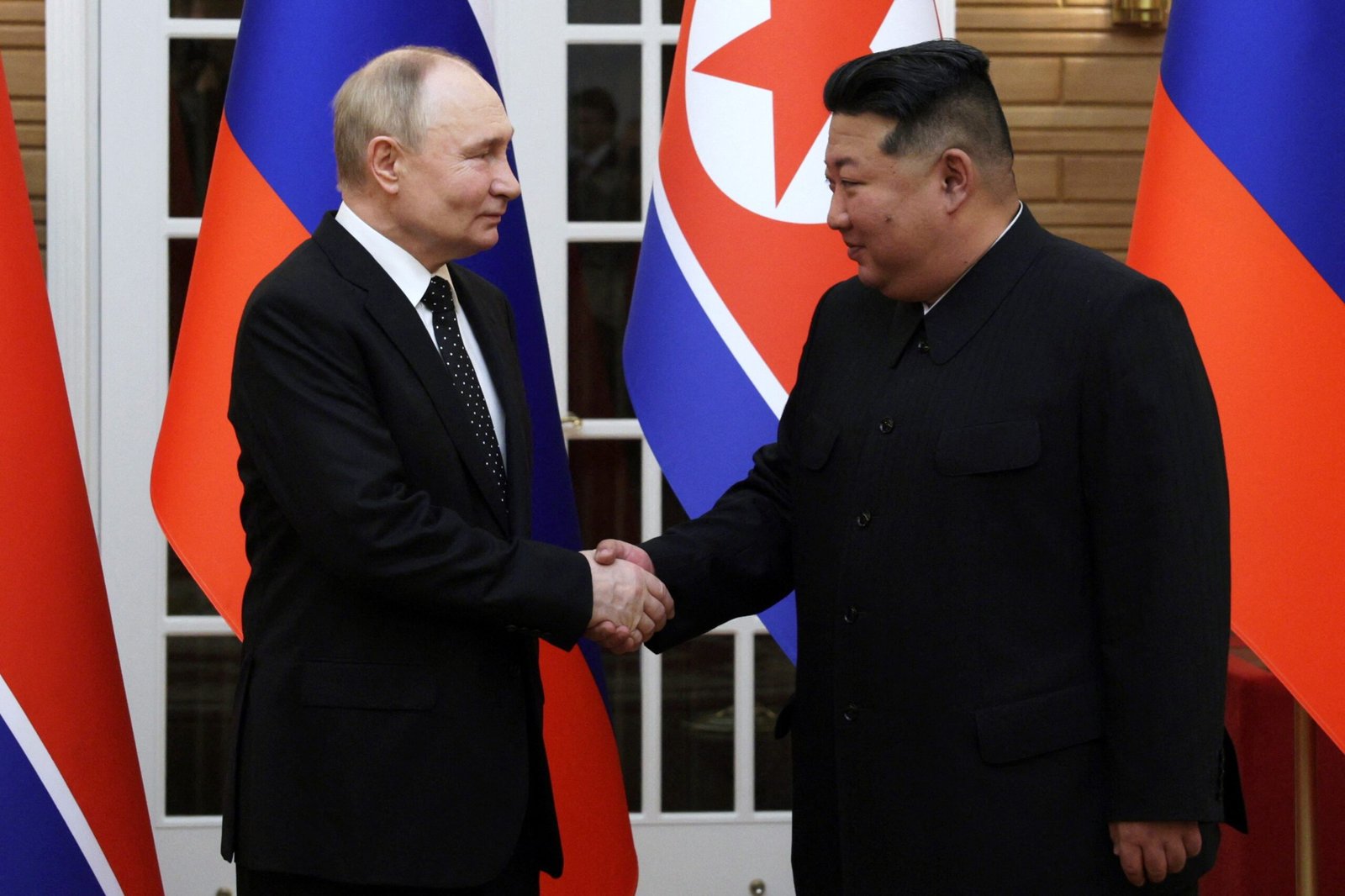 Putin agradece a Coreia do Norte pelo envio de tropas para lutar na guerra e chama reforços de ‘heróis’