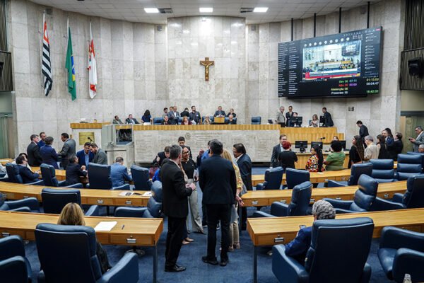 Plenário aprova criação da Secretaria Municipal de Planejamento e Eficiência