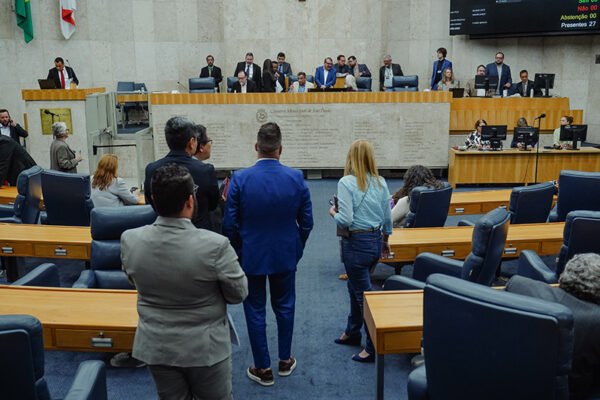 Plenário aprova alteração da lei que regulamenta uso de símbolos oficiais do município de São Paulo