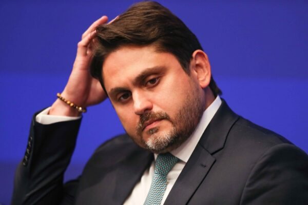 Governo confirma Pedro Lucas como ministro das Comunicações