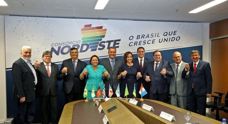 PF investiga desvio de quase R$ 50 milhões para respiradores da covid-19