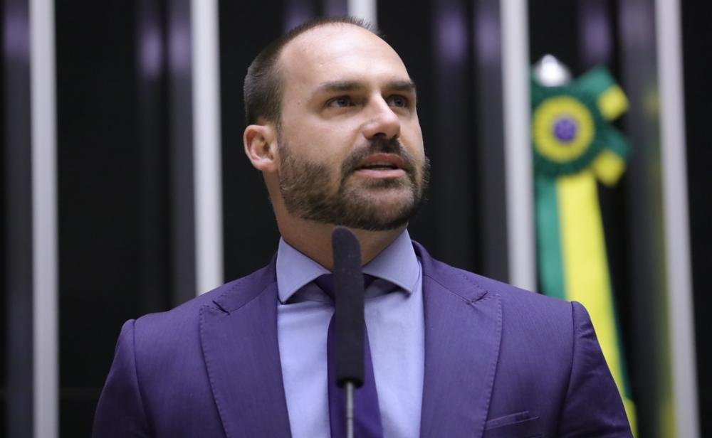 Com risco de perder mandato, Glauber Braga já apoiou a cassação de mais de 10 adversários