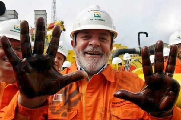 Deputado do Psol quer proibir exploração de petróleo na Amazônia
