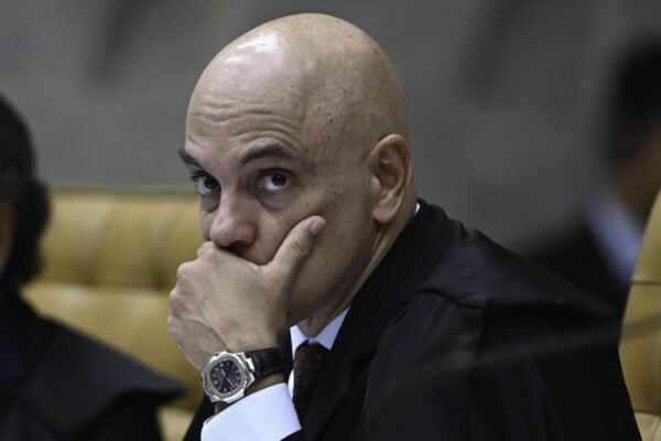 Moraes manda prender sobrinho de Bolsonaro