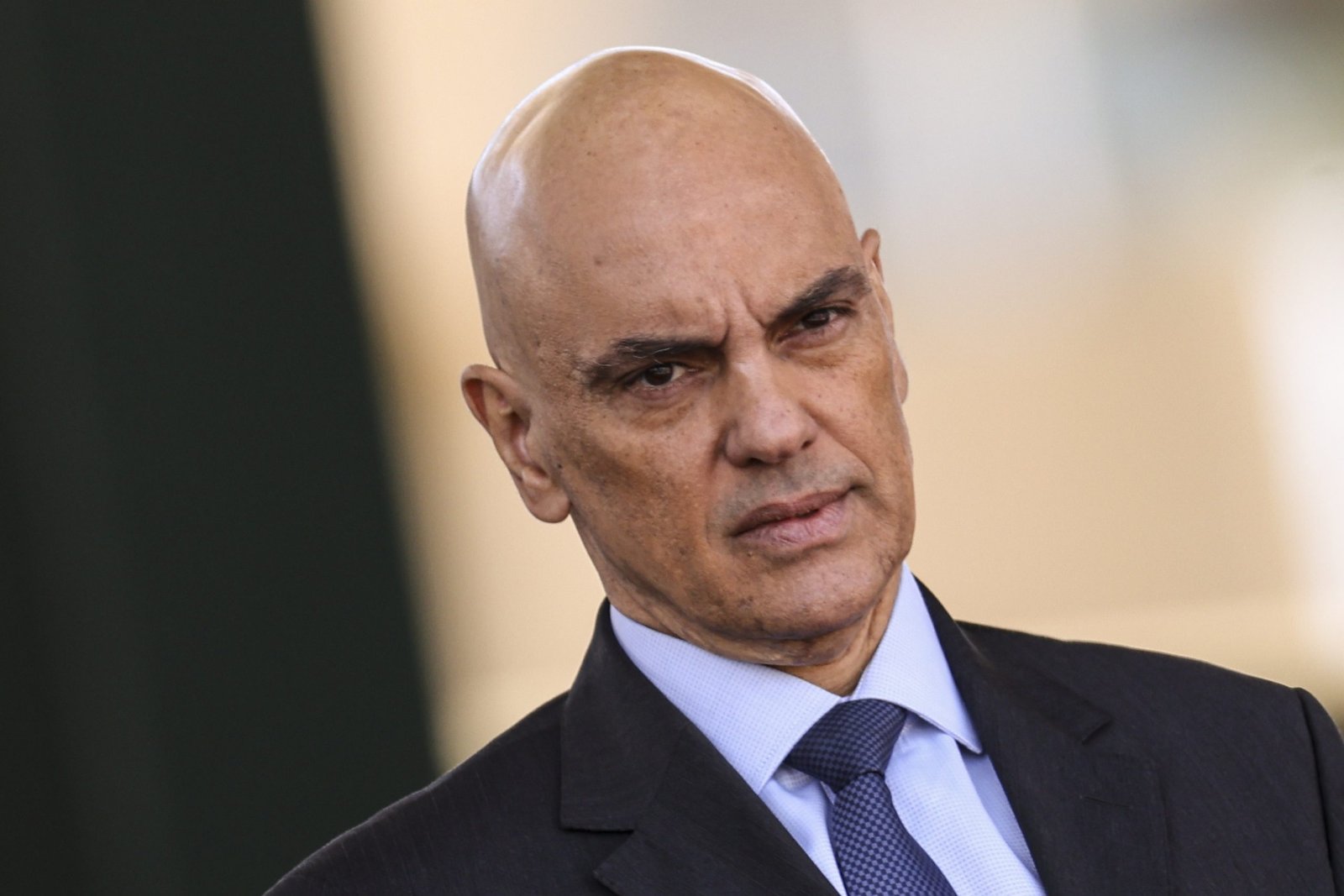 Defesa pede a Moraes para Martins poder acompanhar julgamento presencialmente