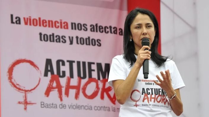 Sanderson: oposição pede revogação do asilo à ex-primeira-dama do Peru
