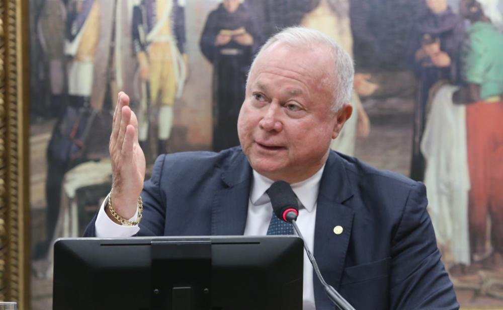 CCJ da Câmara define relator da PEC da Segurança Pública