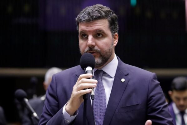 Bancada do agro propõe medidas para combater invasões de terras