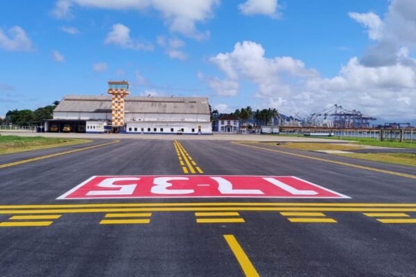 Aeroporto de Guarujá, SP, pode começar a receber voos comerciais em 2026, diz ministro