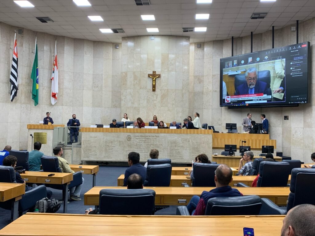 Segurança viária e mortes no trânsito são debatidas em Audiência Pública da Comissão de Trânsito